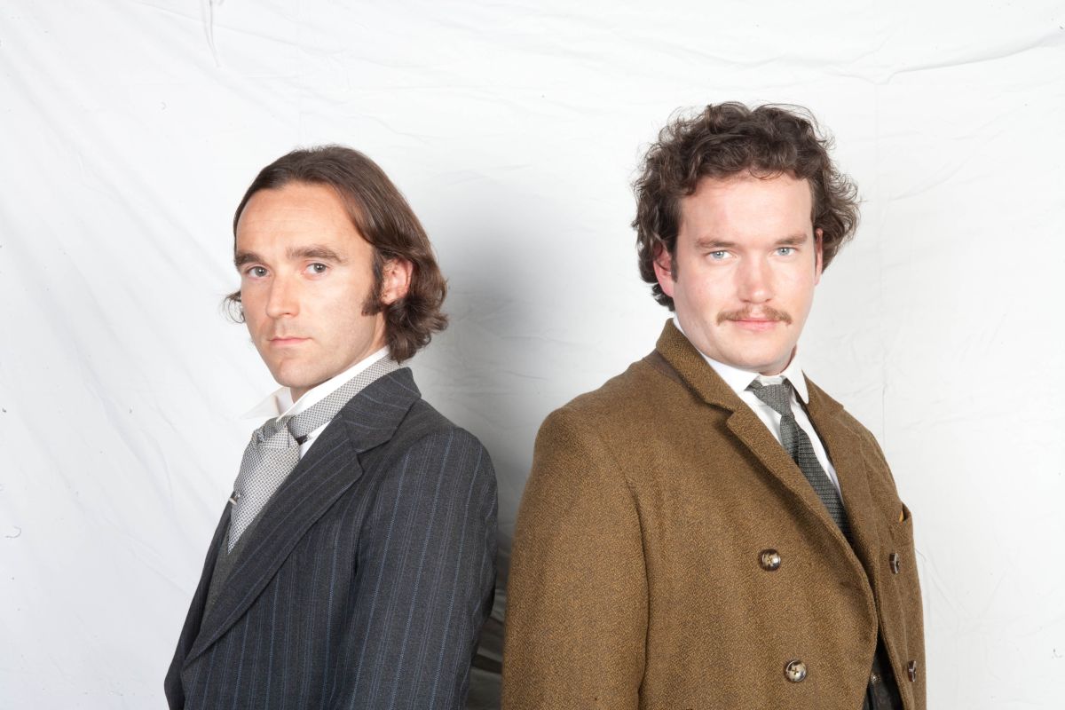 Sherlock Holmes (Ben Syder) and Dr Watson (Gareth David-Lloyd) in Sherlock Holmes (2009)