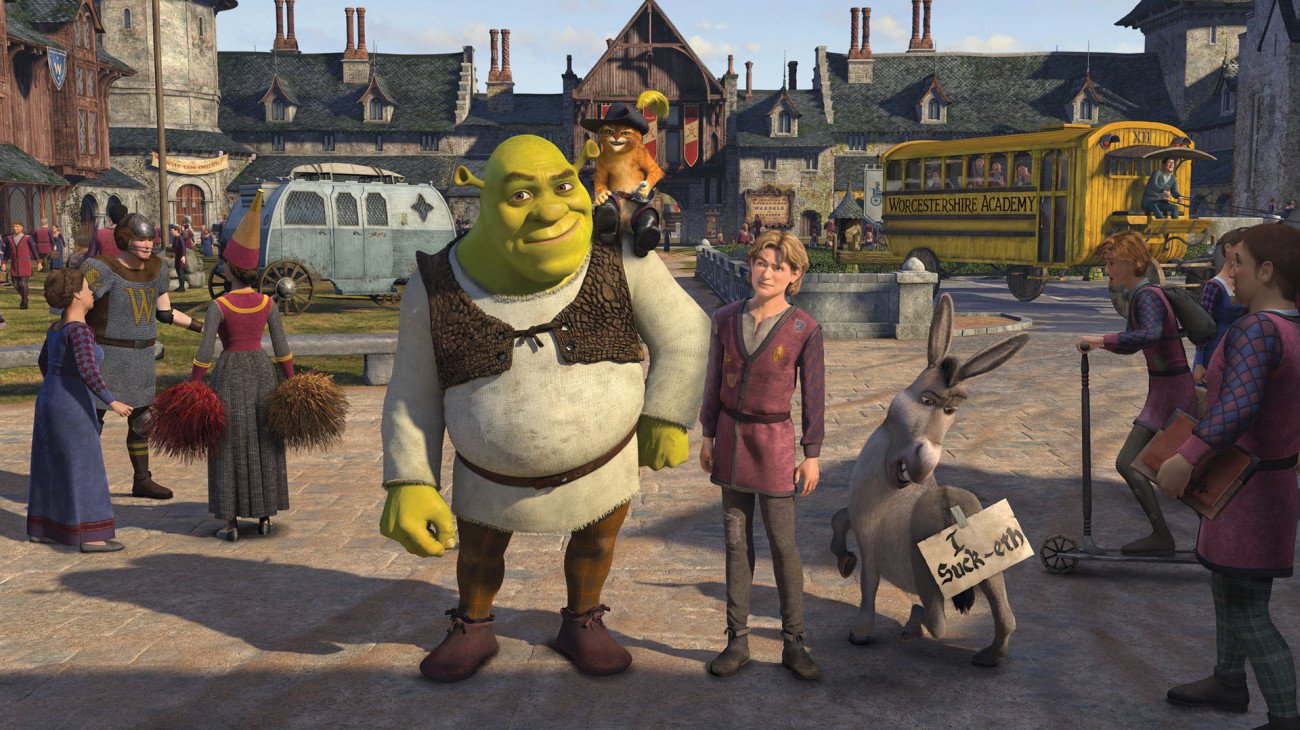 Shrek (voiced by Mike Myers) and Arthur (voiced by Justin Timberlake) in Shrek the Third (2007)