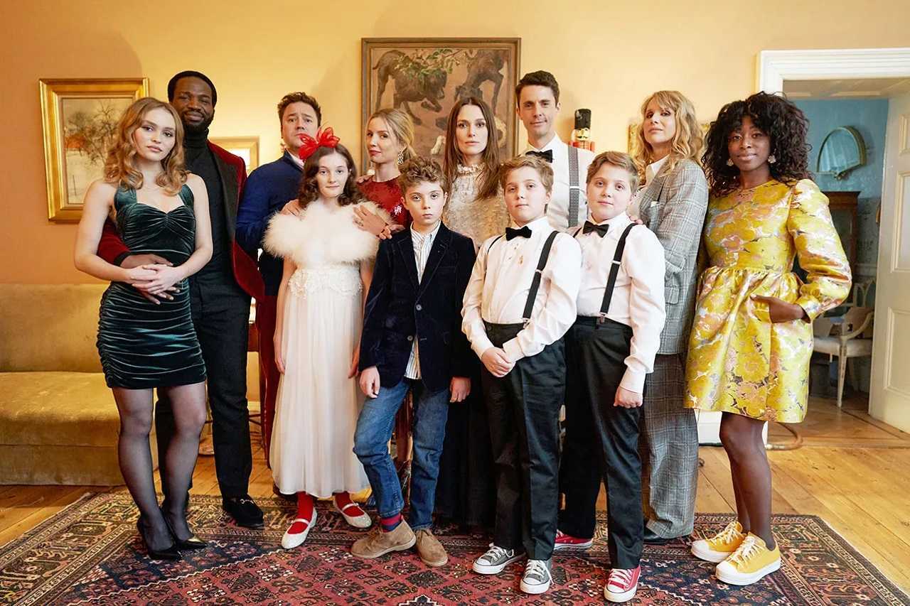 Sope Dirisu, Rufus Jones, Annabelle Wallis, Keira Knightley, Matthew Goode, Lucy Punch, Kirby Howell-Baptiste, Lily-Rose Depp, Davida McKenzie, Roman Griffin Davis and Hardy and Gilby Griffin Davis in Silent Night (2021) 1