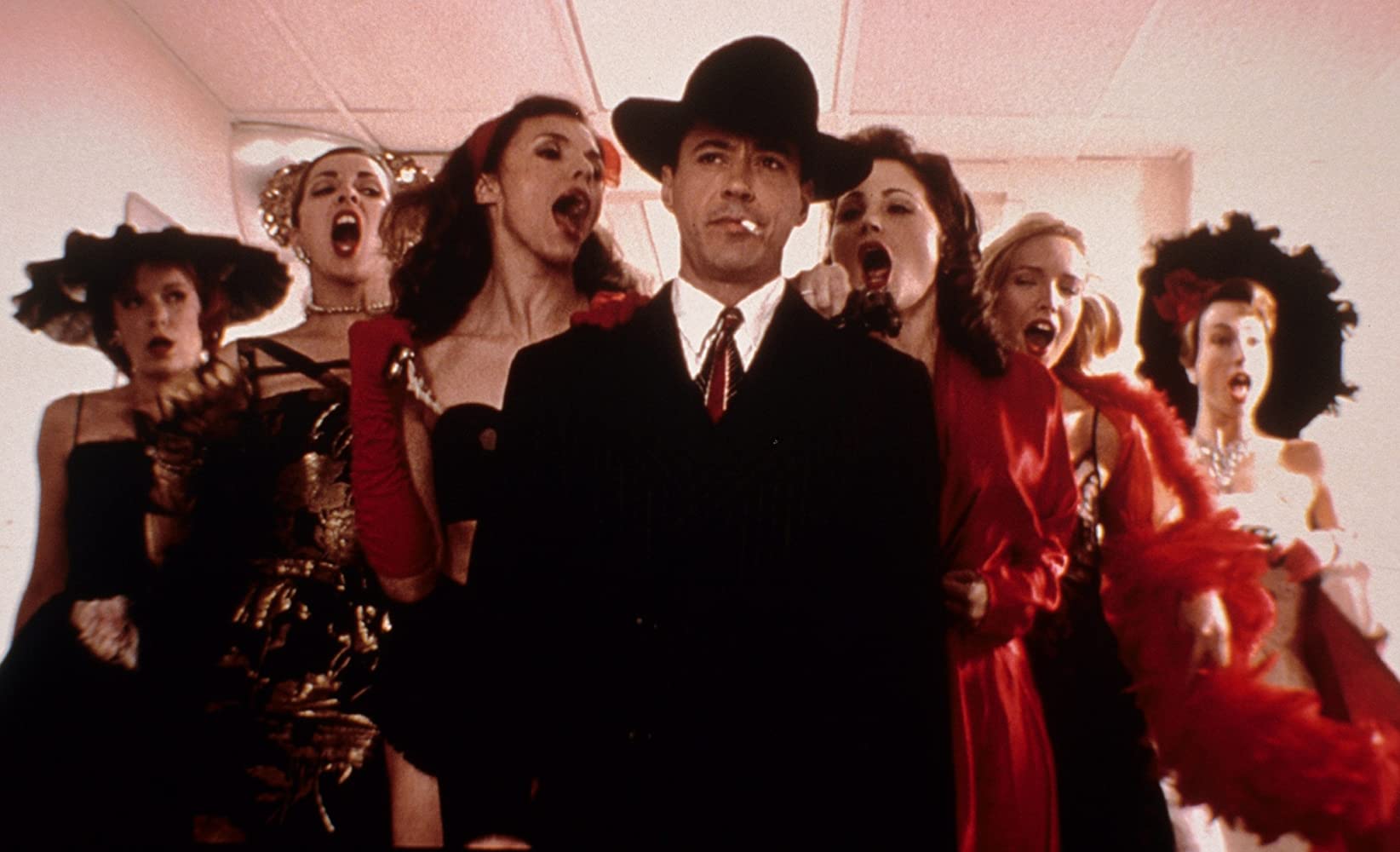 Robert Downey Jr in a 1940s film noir dreamworld in The Singing Detective (2003)