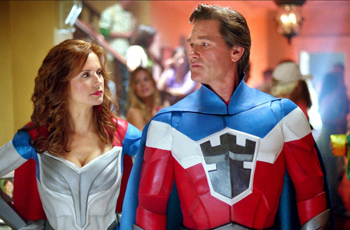 Jetstream (Kelly Preston) and The Commander (Kurt Russell) in Sky High (2005)