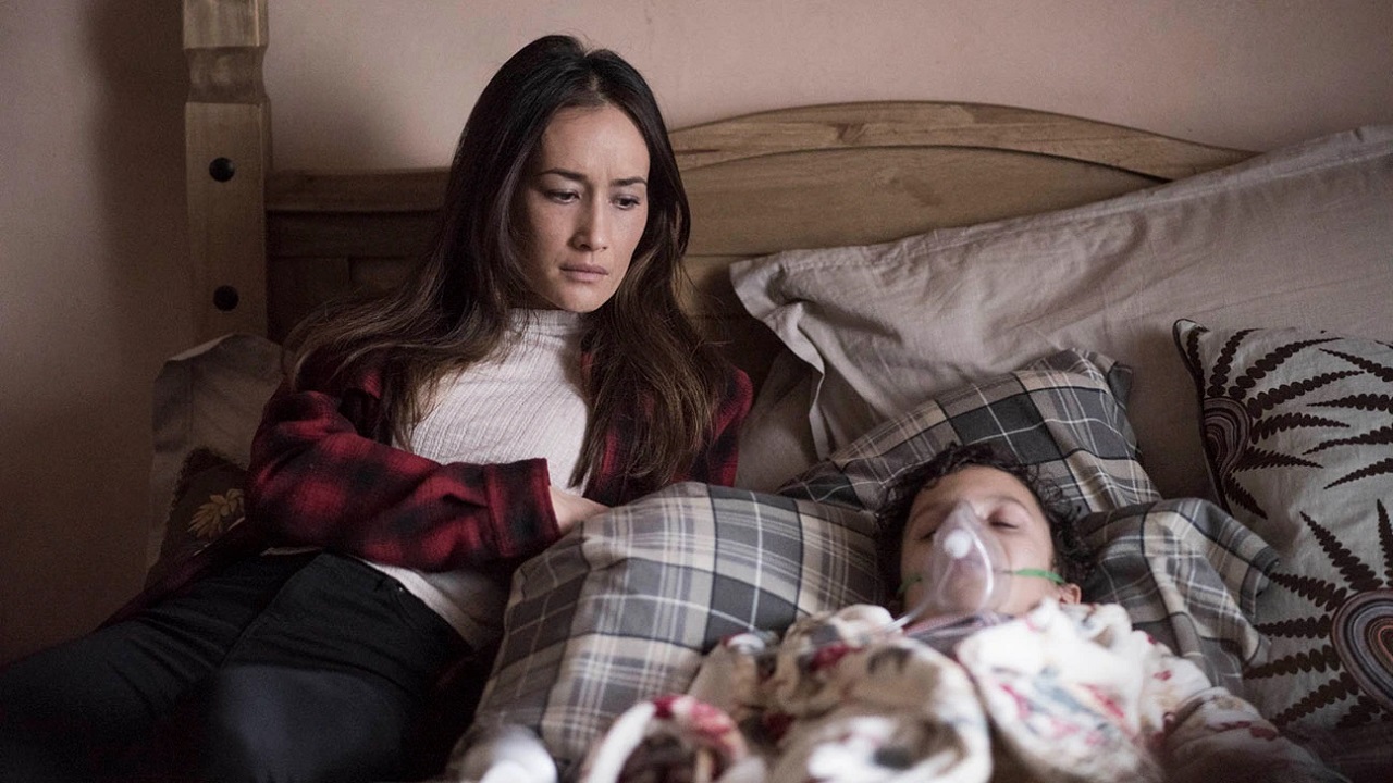 Maggie Q and the sleeping Lucas Bond in Slumber (2017)