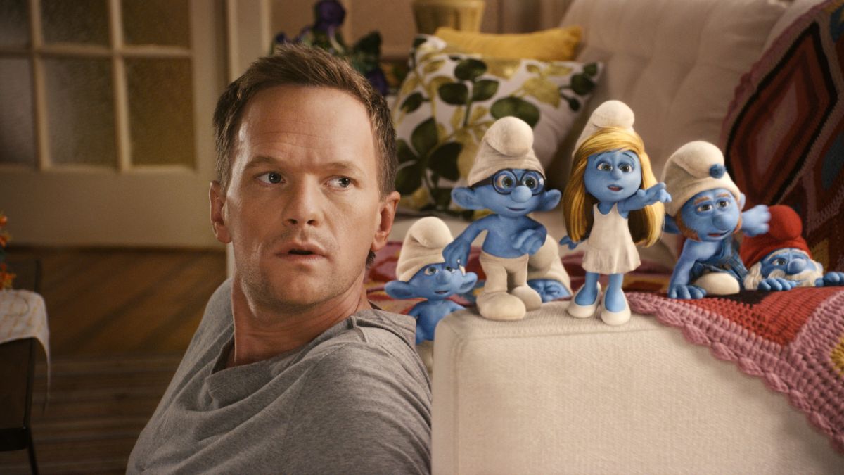 Neil Patrick Harris and Smurfs in The Smurfs (2011)