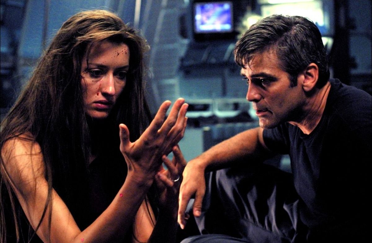 George Clooney and a resurrected Natascha McElhone in Solaris (2002)