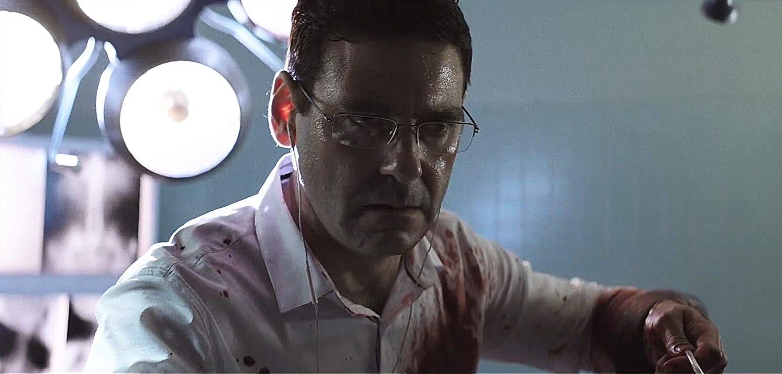 Mather Zickel directed to operate by a 911 responder in The Accident episode in Southbound (2015)