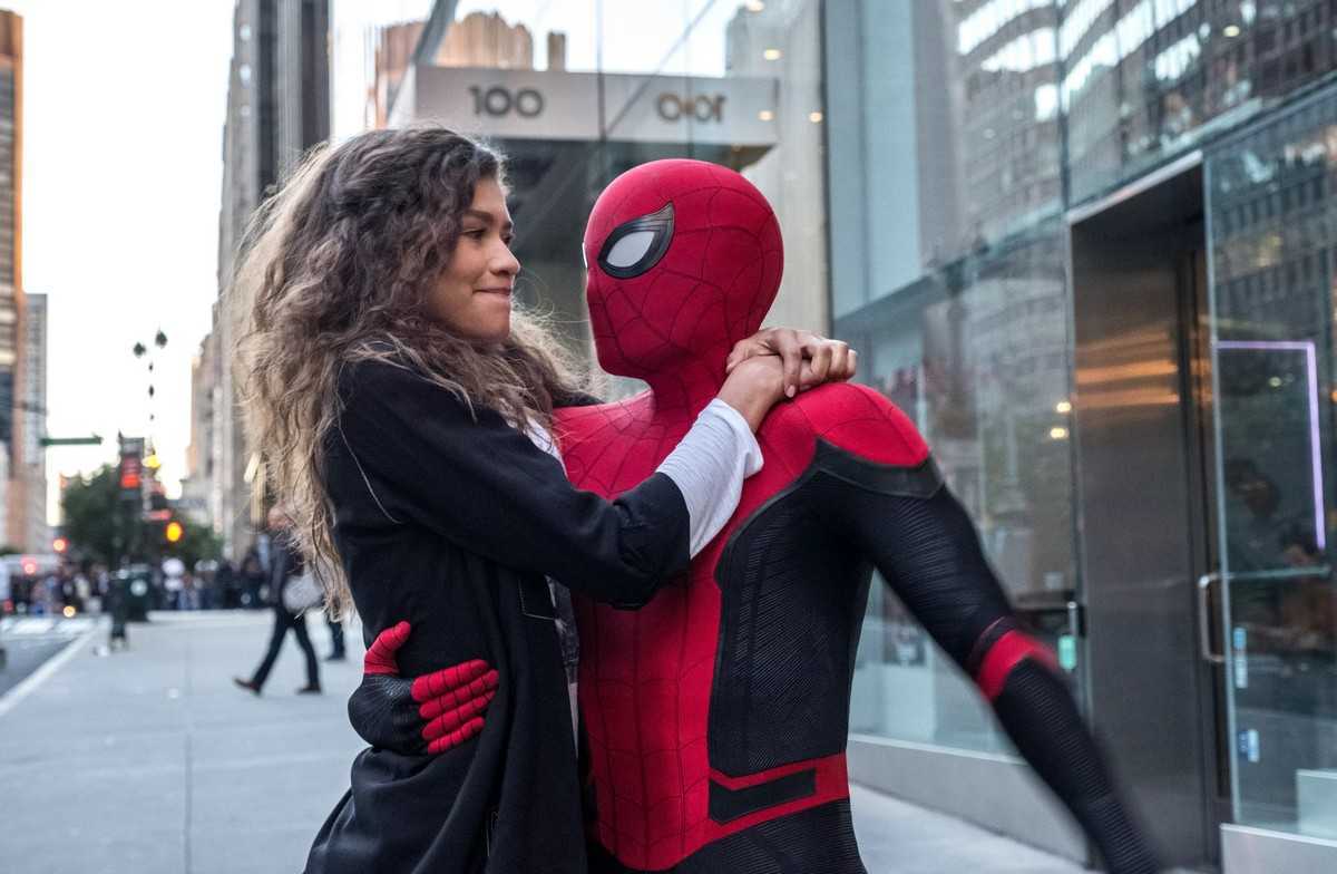 Spider-Man (Tom Holland) with MJ (Zendaya) in Spider-Man: Far from Home (2019)