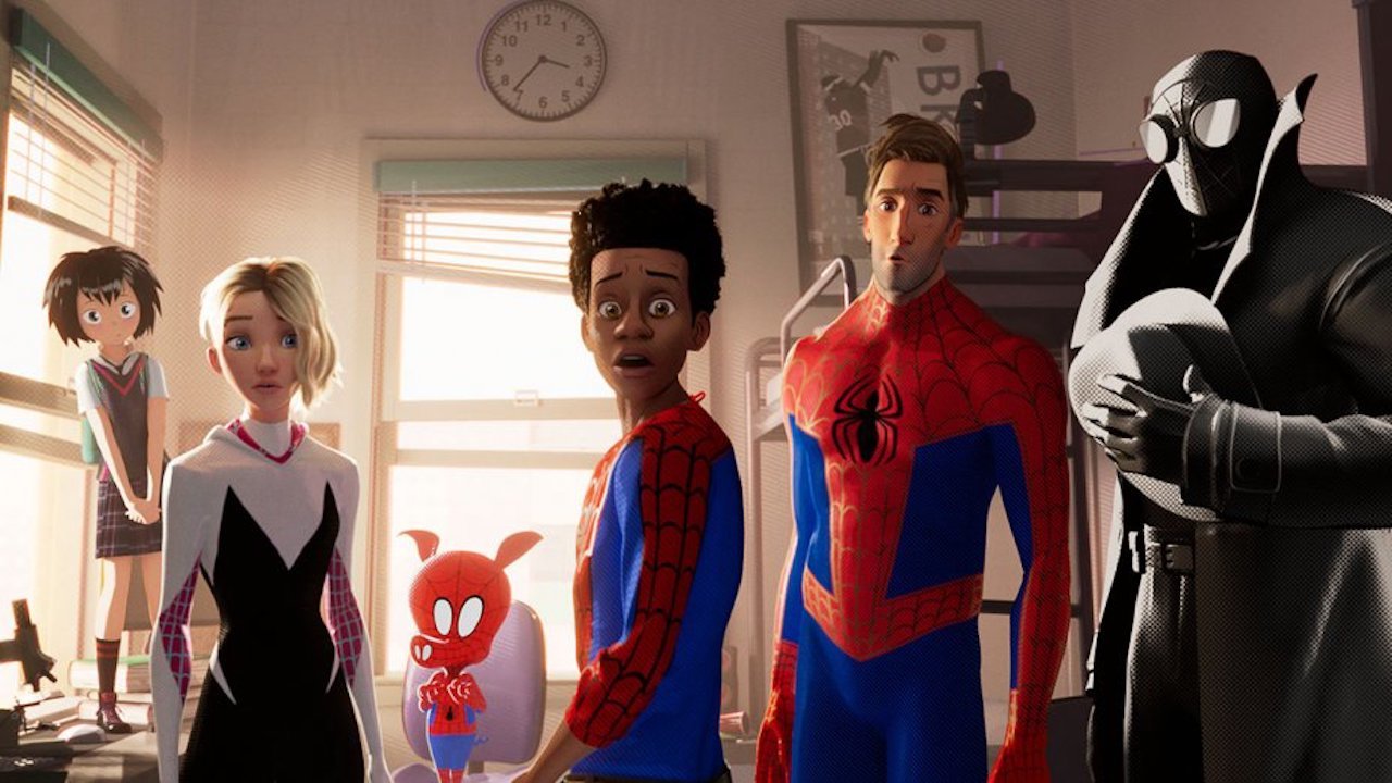 Line-up of alternate Spider-Men - Peni Parker as Sp//der, Gwen Stacey/Spider-Woman, Spider-Ham, Miles Morales, Peter B. Parker and Spider-Man Noir in Spider-Man: Into the Spider-Verse (2018)