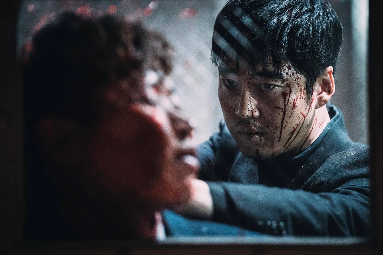 Yoon Kye-sang searches for his identity in Spiritwalker (2020)