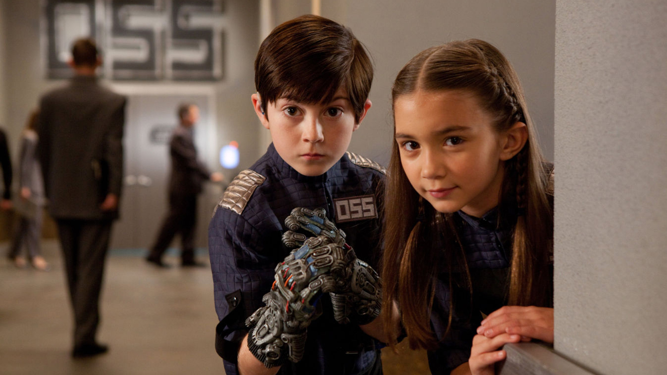 The new Spy Kids - Mason Cook and Rowan Blanchard in Spy Kids: All the Time in the World (2011)