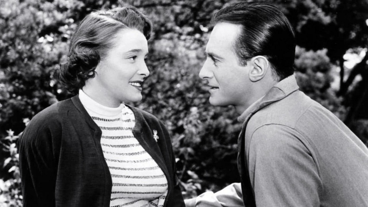 Patricia Neal and Helmut Dantine in Stranger from Venus (1954)
