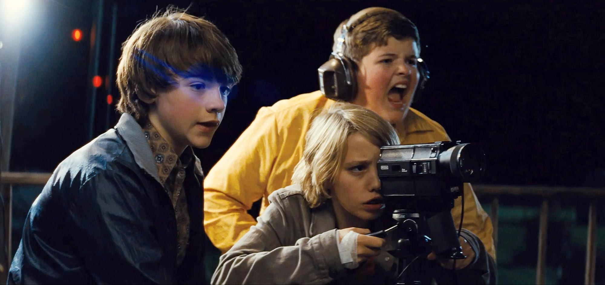 Kids making Super 8 films - Joel Courtney, Ryan Lee, Riley Griffiths in Super 8 (2011)