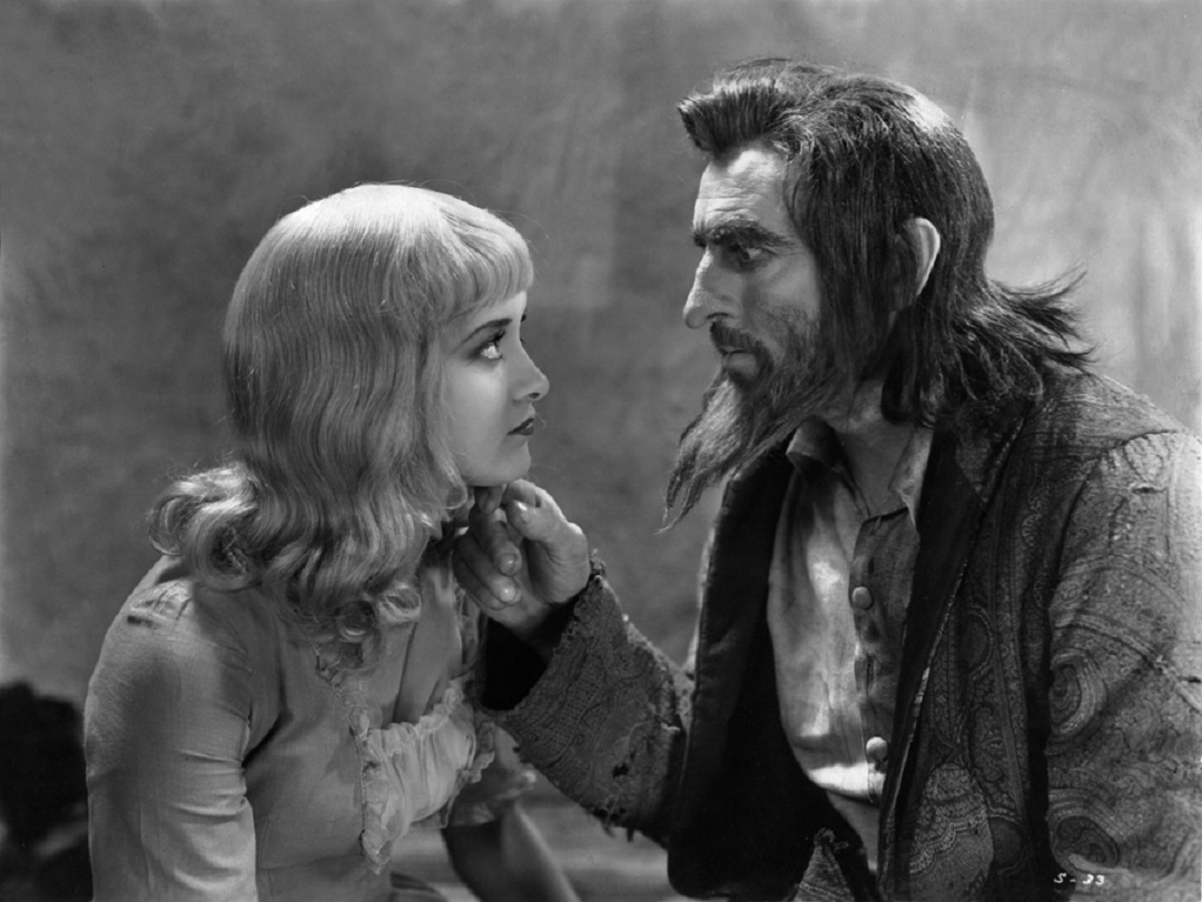 Svengali (John Barrymore) and Trilby (Marian Marsh)