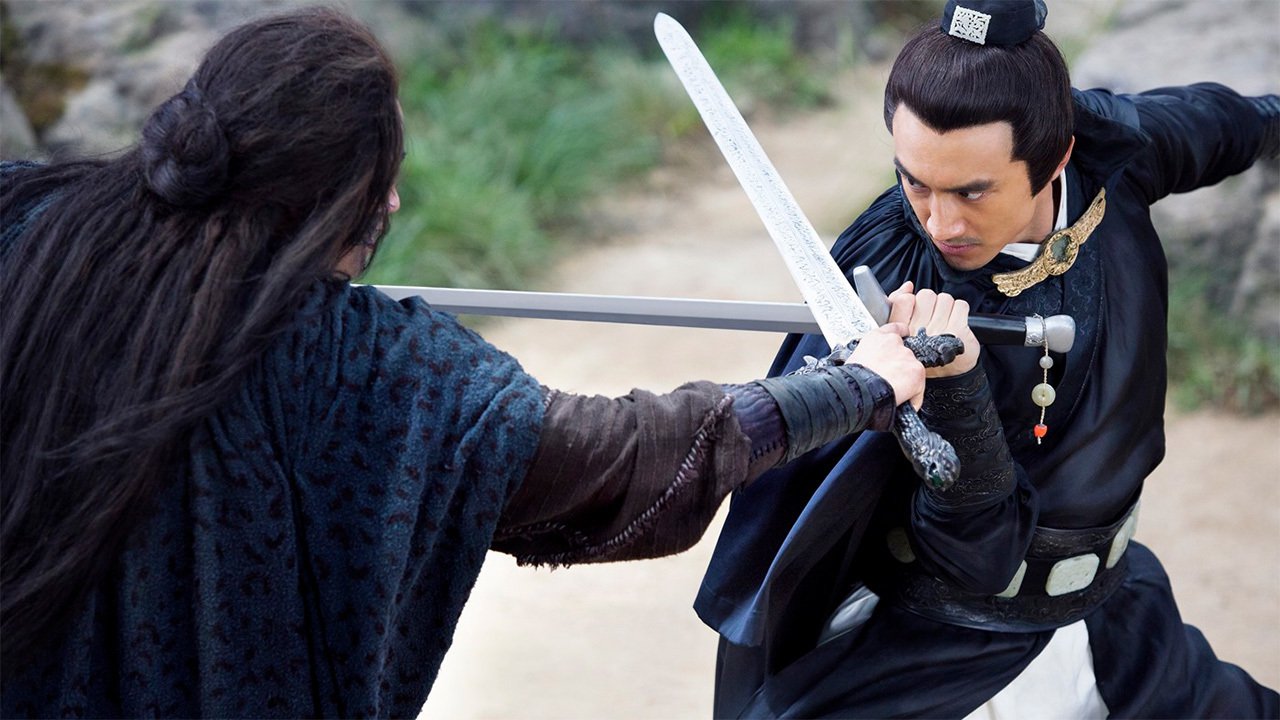 Peter Ho and Lin Gengxin in combat in Sword Master (2016)