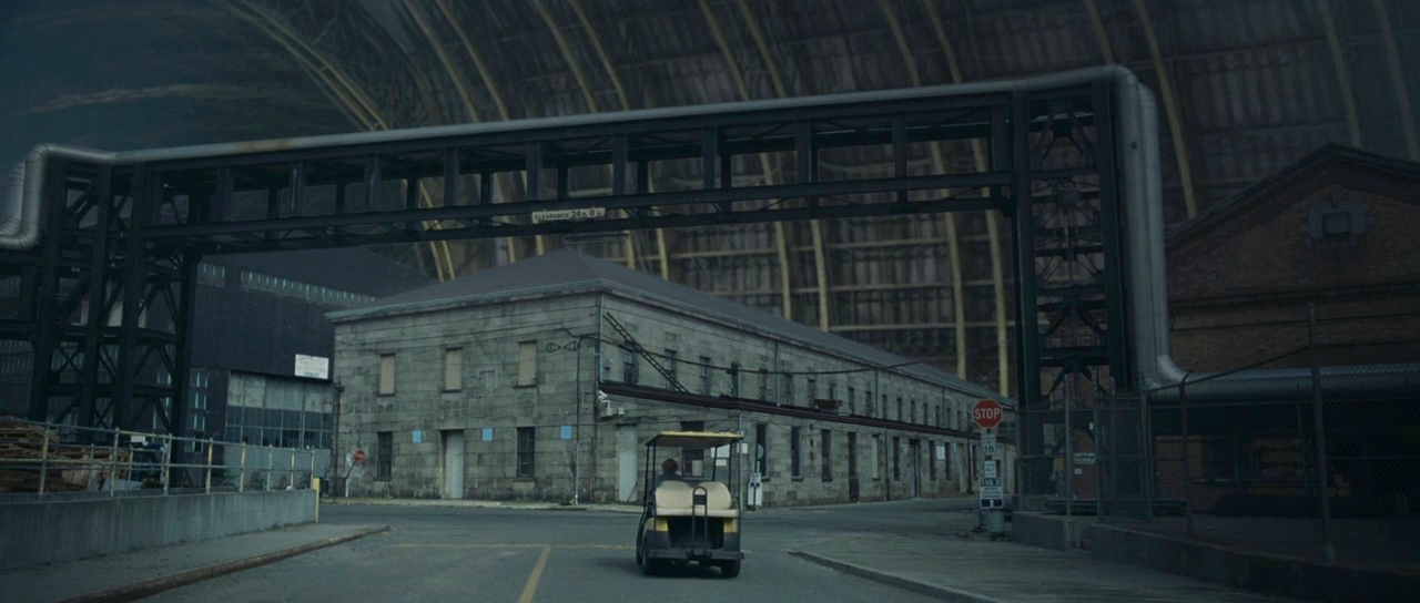 The vast theatre project in Synecdoche, New York (2008)