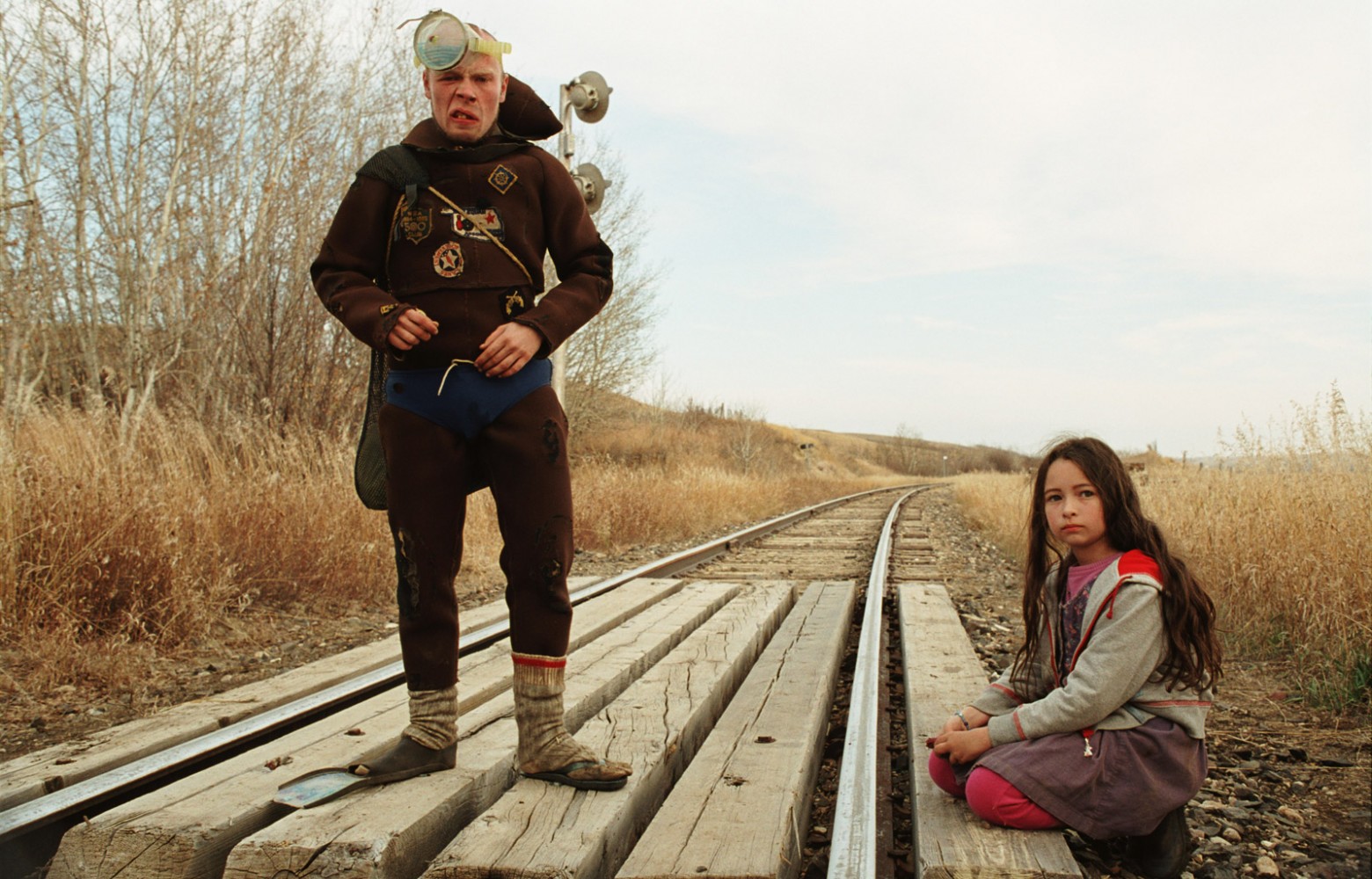 Jeliza-Rose (Jodelle Ferland) and the mentally handicapped Dickens (Brendan Fletcher) in Tideland (2005)