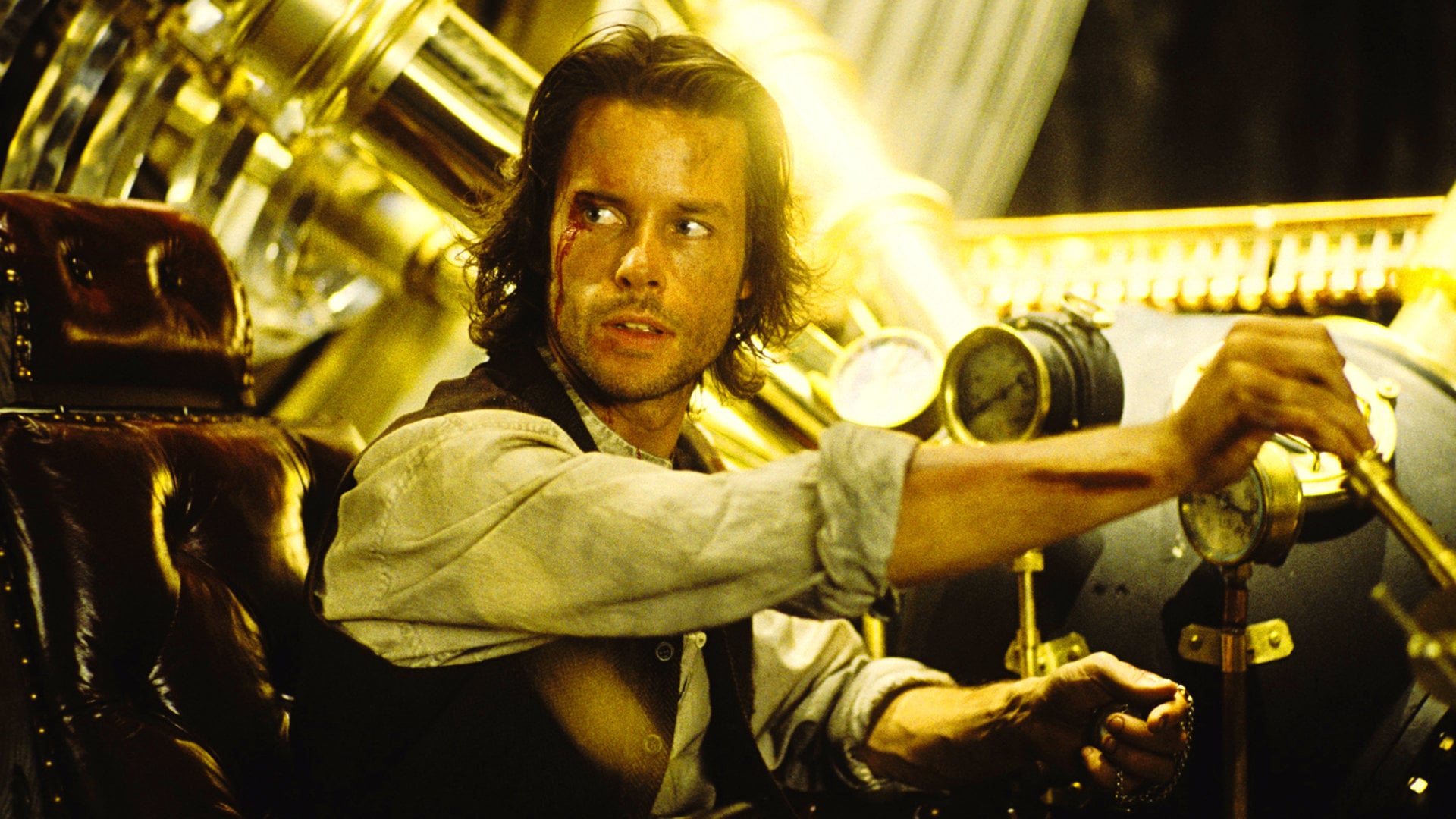 Guy Pearce as Dr Alexander Hartdegen at the controls of in The Time Machine (2002)