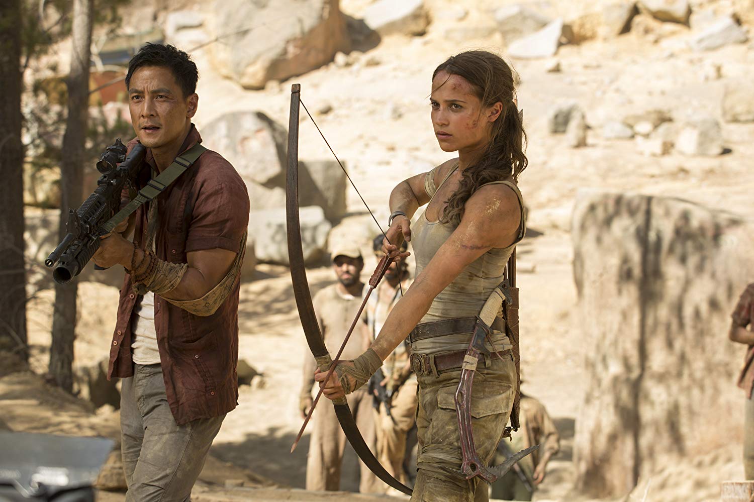 Daniel Wu, Alicia Vikander in Tomb Raider (2018)