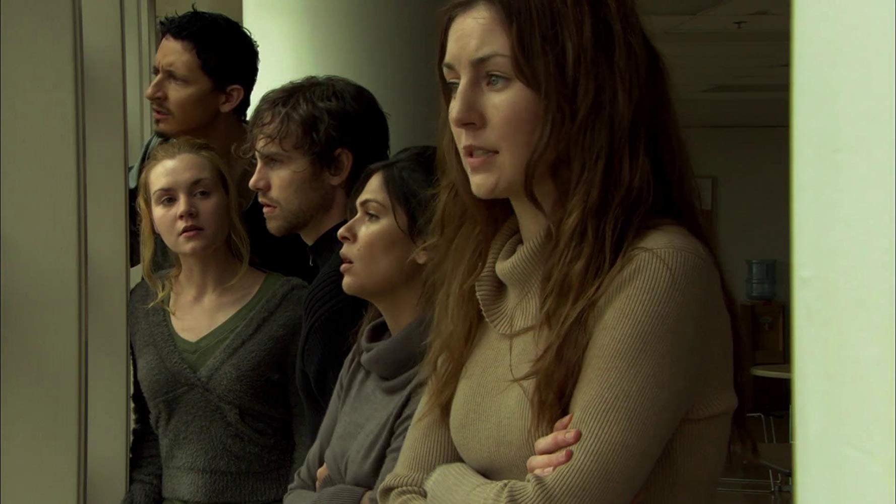 The survivors - (l to r) Zack Robidas, Rachel Miner, Rider Strong, Alexandra Barreto and Nicole DuPort in Tooth and Nail (2007)