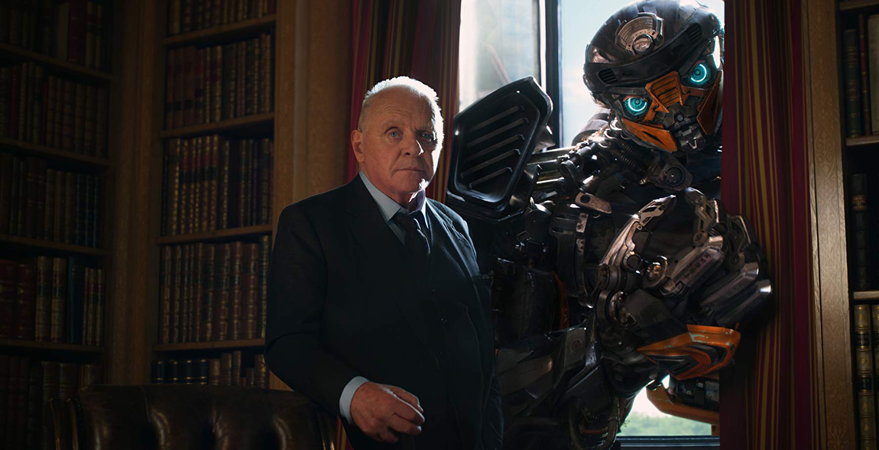 Anthony Hopkins and Hot Rod in Transformers: The Last Knight (2017)