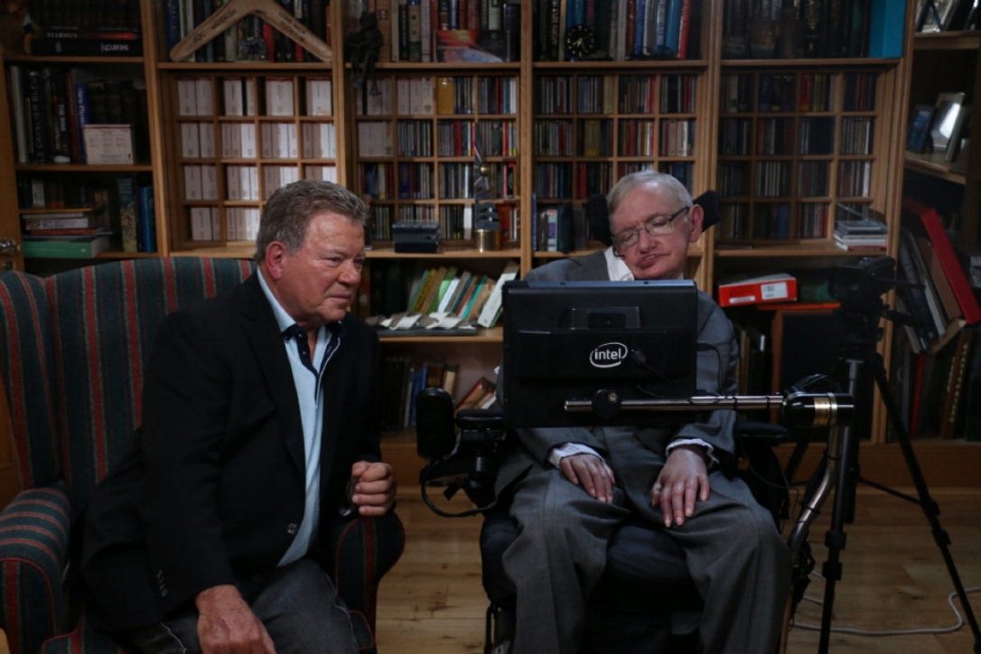 William Shatner meets with Stephen Hawking in The Truth is in the Stars (2017)