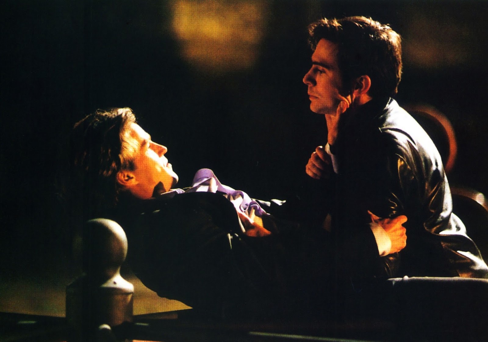 Jack Davenport (r) confronts his now vampire friend Stephen Moyer (l) in Ultraviolet (1998)