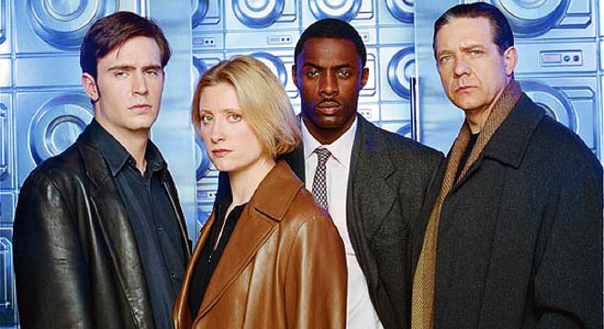 The vampire hunters - (l to r) detective Michael Colefield (Jack Davenport), haemotologist Angela Marsh (Susannah Harker), ex-soldier Vaughan Rice (Idris Elba) and priest Pearse J. Harman (Phillip Quast) in Ultraviolet (1998)