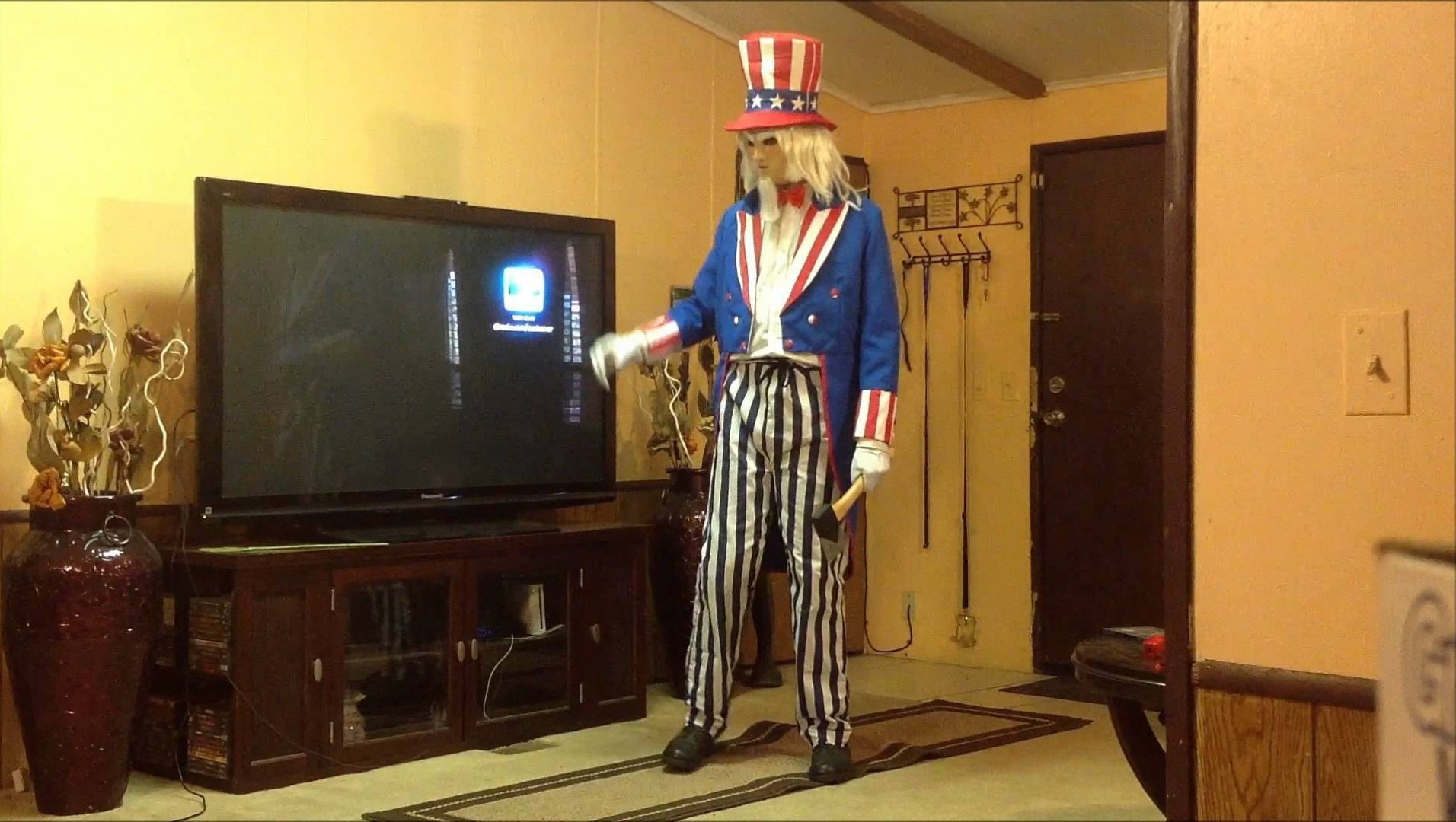 David ‘Shark’ Fralick as the undead war veteran in Uncle Sam (1997)