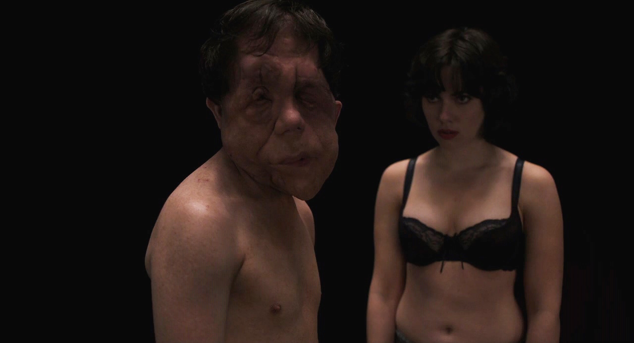 Scarlett Johansson and Adam Pearson in Under the Skin (2013)