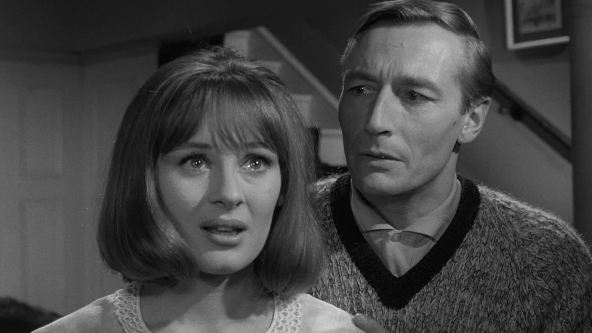 John Neville realises that his wife Gabriella Lundi may be an alien in Unearthly Stranger (1963)