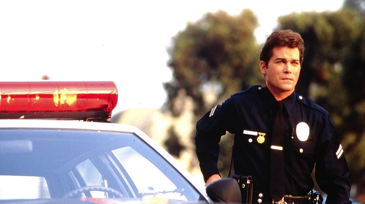 Ray Liotta as psycho police officer Peter Davis in Unlawful Entry (1992)