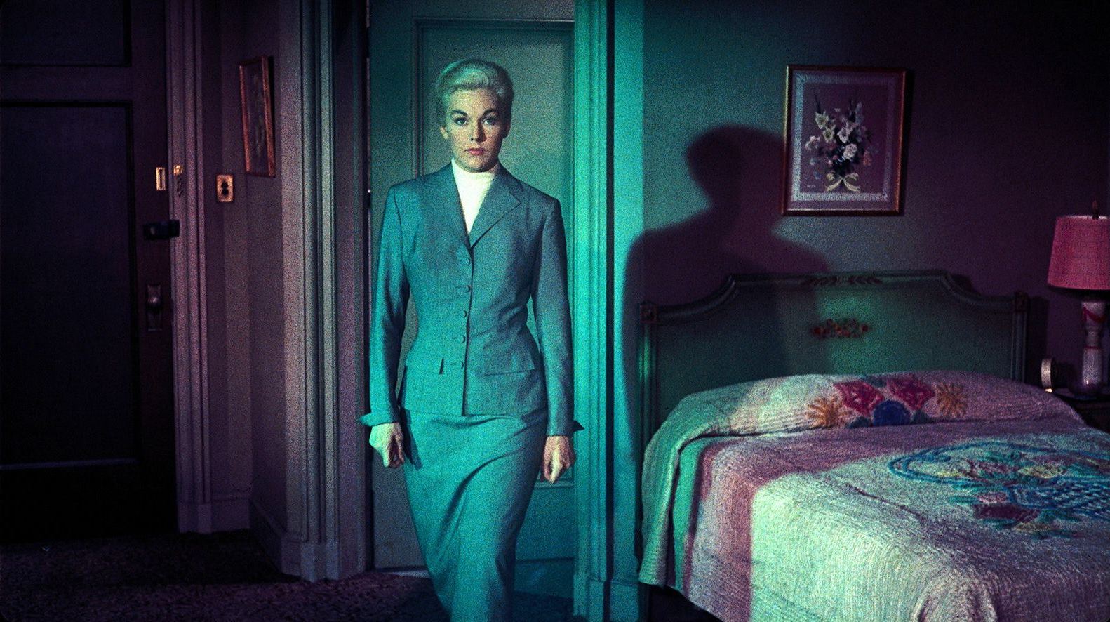 A bewitchingly beautiful Kim Novak in Vertigo (1958)