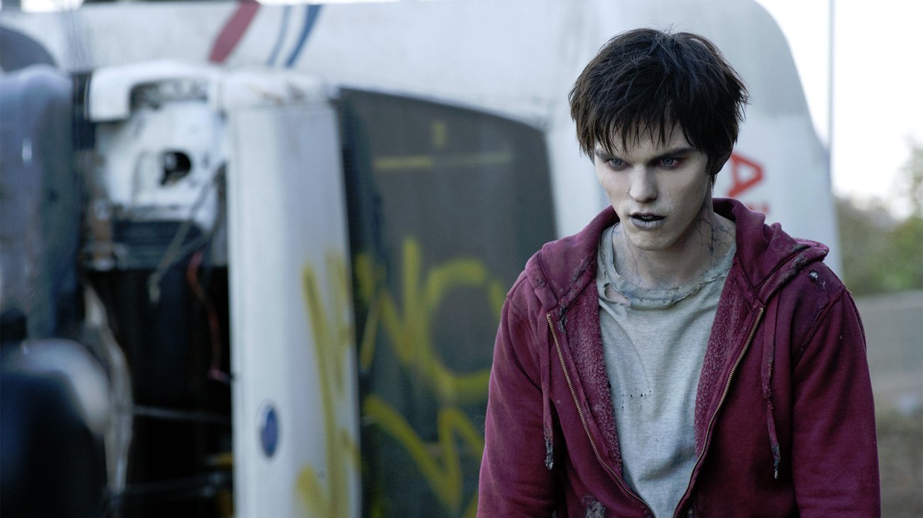 Nicholas Hoult as the zombie R in Warm Bodies (2013)