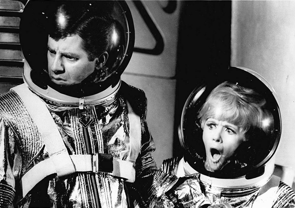 Jerry Lewis and Connie Stevens as pretend man and wife on The Moon in Way ... Way Out (1966)