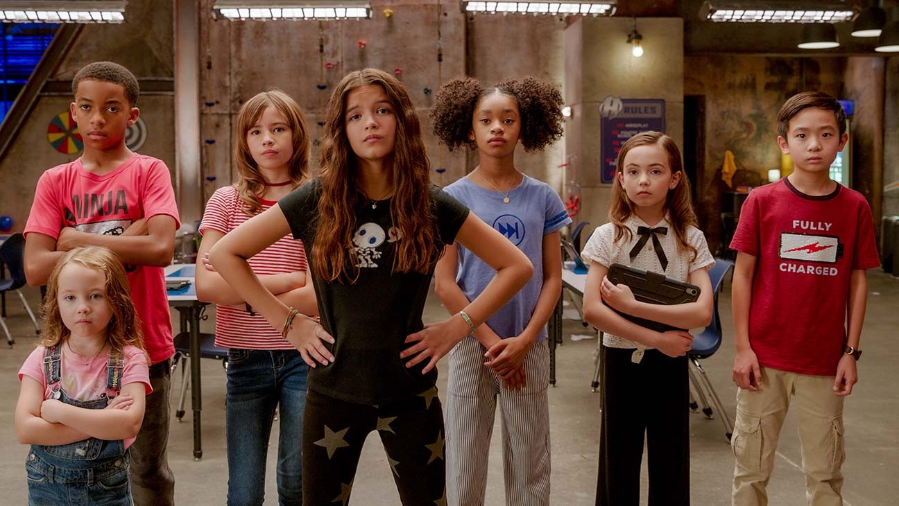 (l to r) Guppy (Vivien Blair), Rewind (Isaiah Russell-Bailey), A Capella (Lotus Blossom), Missy Moreno (YaYa Gosselin), Fast Forward (Akira Akbar), Ojo (Hala Finley) and Slo-Mo (Henry Lau) in We Can Be Heroes (2020)