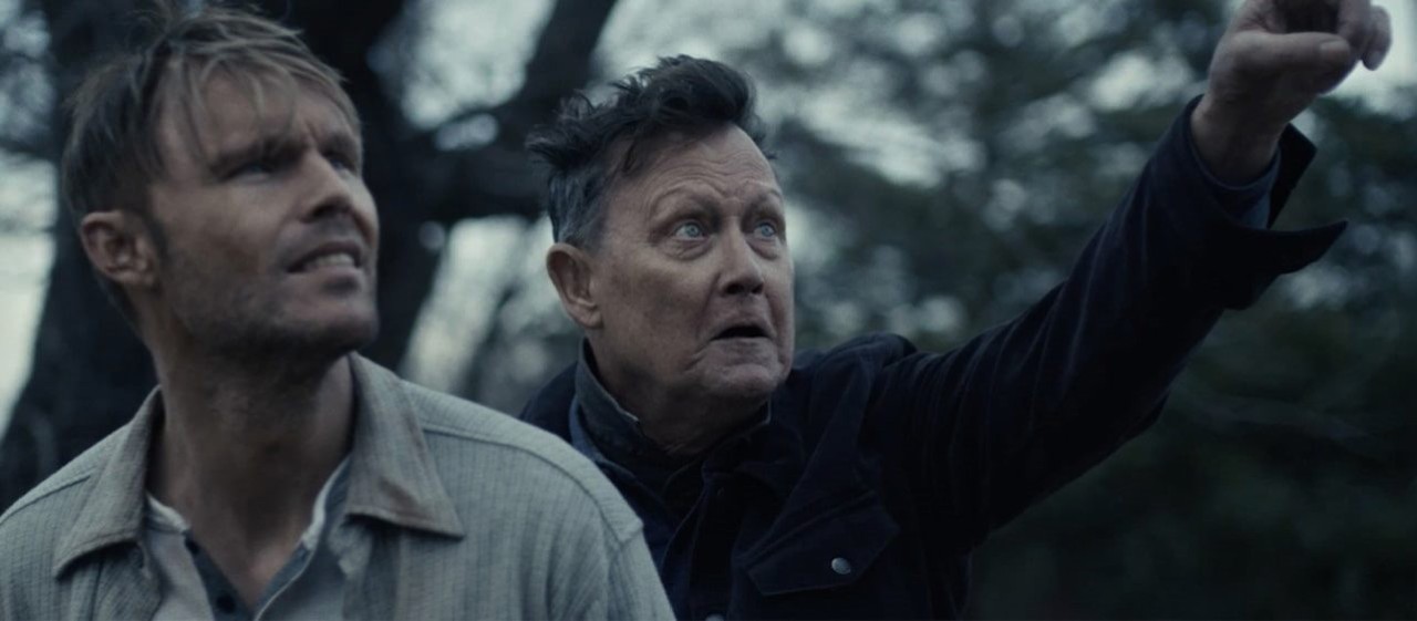 Scott Haze and his father Robert Patrick in What Josiah Saw (2021)