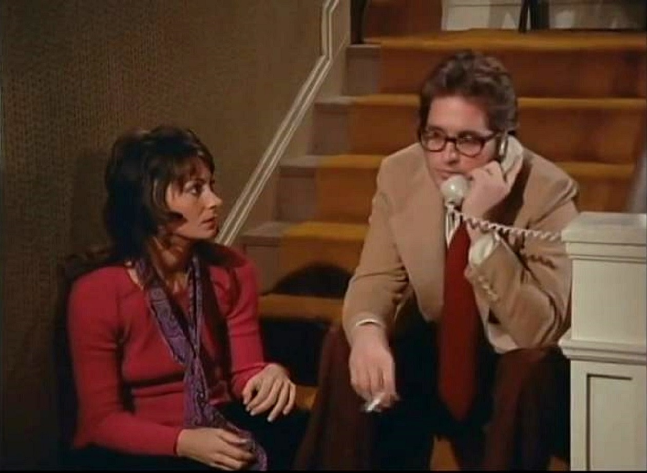 Elizabeth Ashley and Michael Douglas in When Michael Calls (1972)