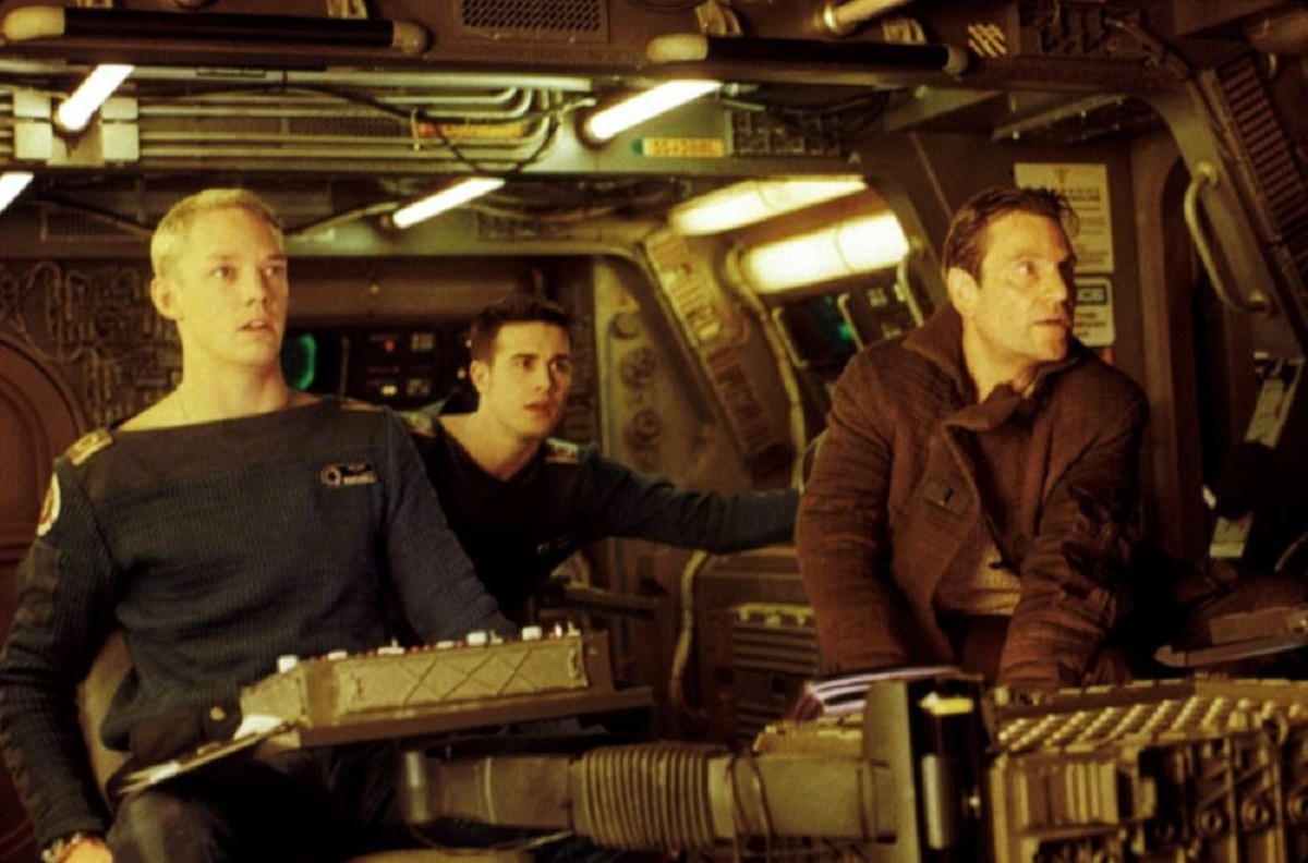 Matthew Lillard, Freddie Prinze Jr, Tcheky Karyo in Wing Commander (1999)