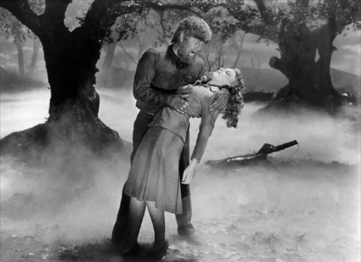Lon Chaney Jr, Evelyn Ankers in The Wolf Man (1941)