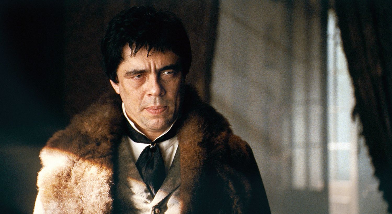 Benicio Del Toro as Lawrence Talbot in The Wolfman (2010)