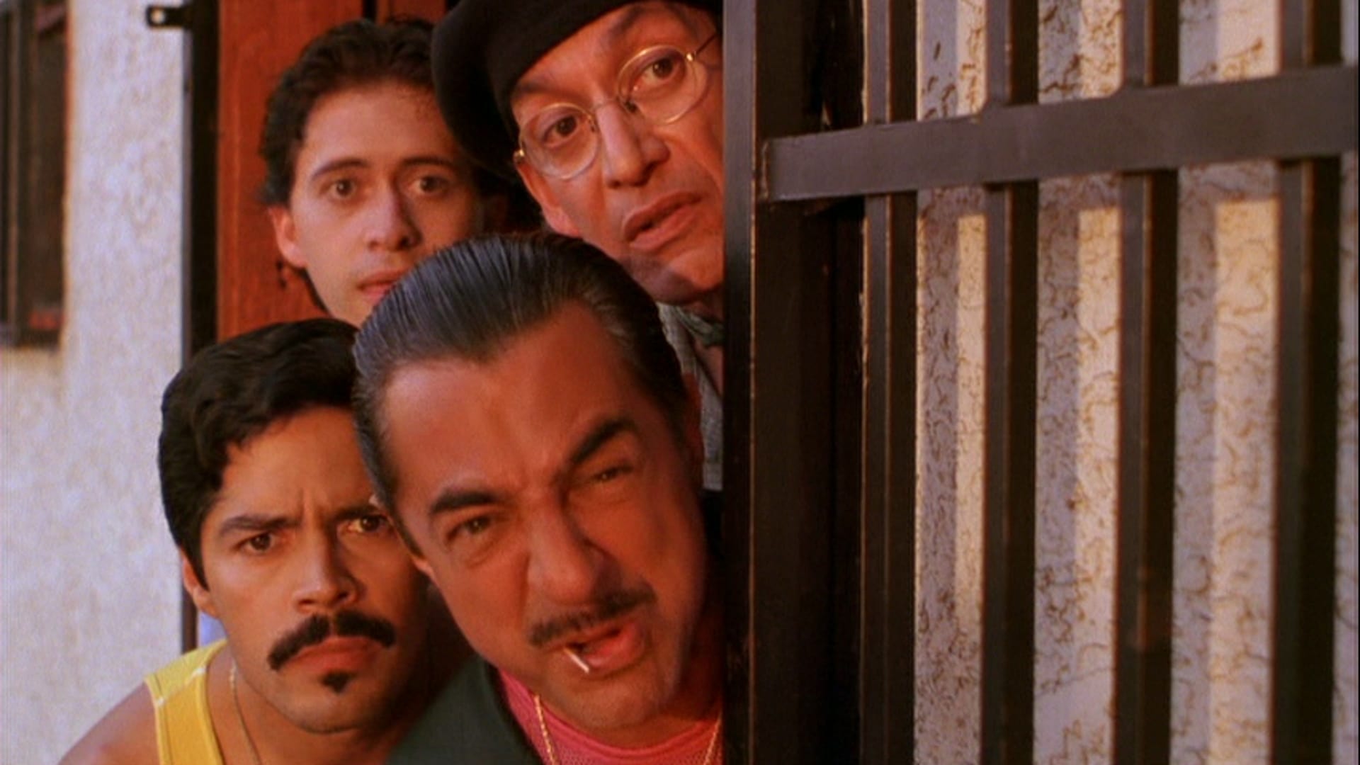 Esai Morales, Joe Mantegna, Clifton Gonzalez Gonzalez, Gregory Sierra in The Wonderful Ice Cream Suit (1998)