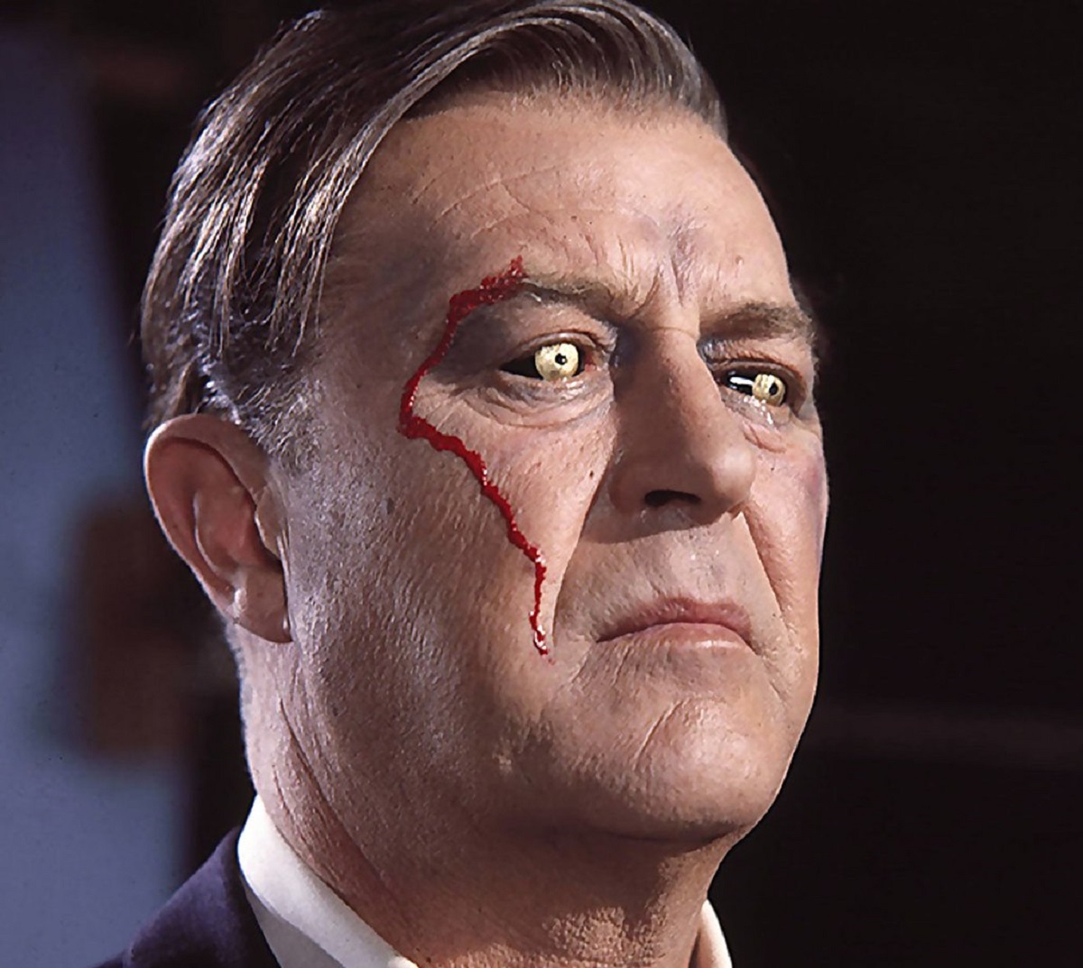 Ray Milland with x-ray eyes in X - The Man with X-Ray Eyes (1963)