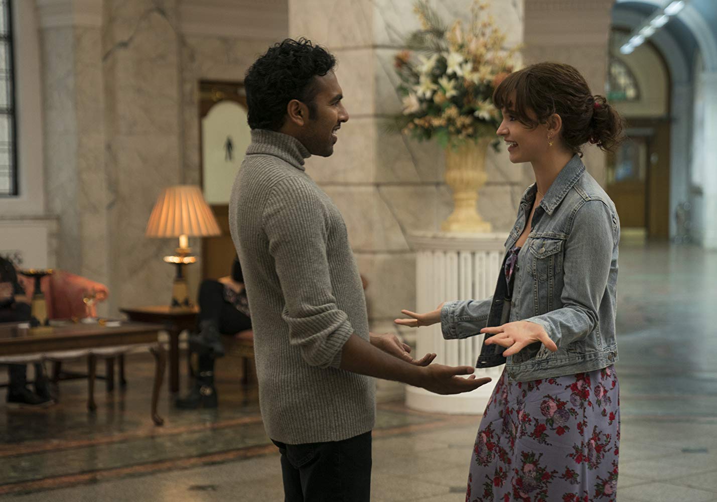 Thwarted loves - Himesh Patel and Lily James in Yesterday (2019)