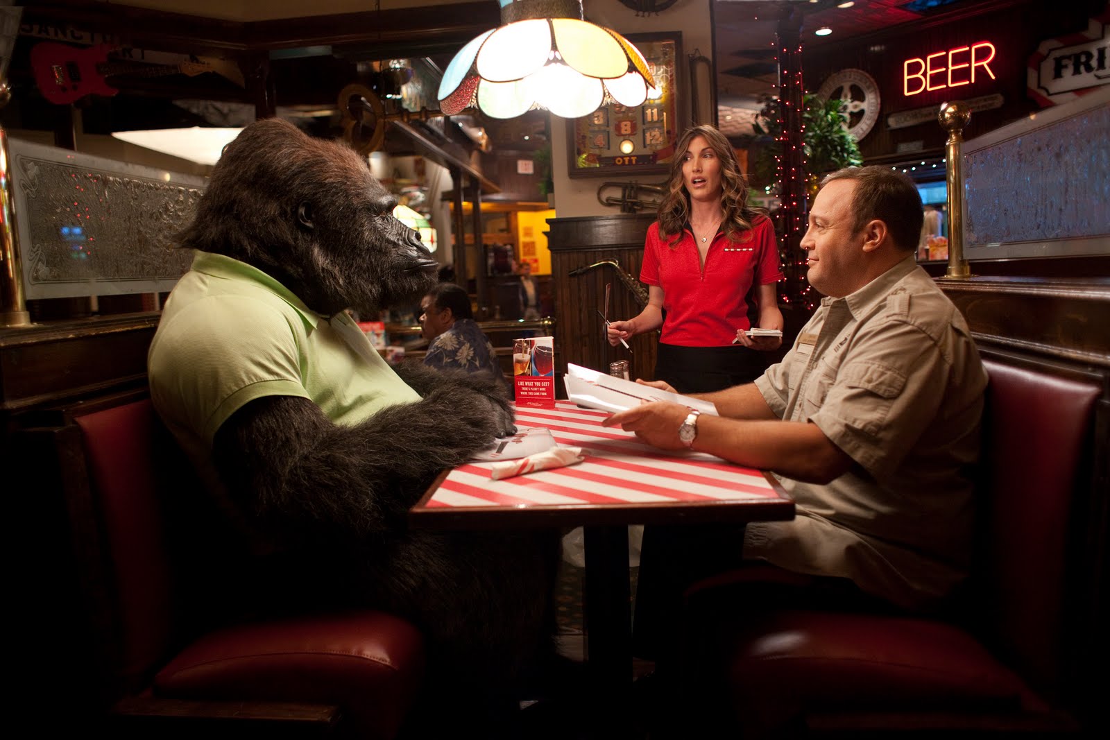 Kevin James goes out to TGI Friday's with Bernie the Gorilla in Zookeeper (2011)