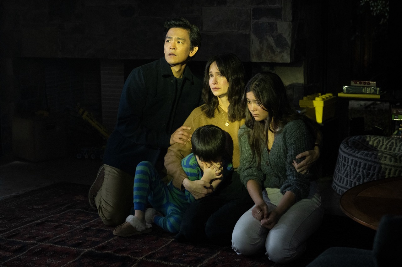 John Cho, Katherine Waterston, Lukita Maxwell and Isaac Bae in Afraid (2024)