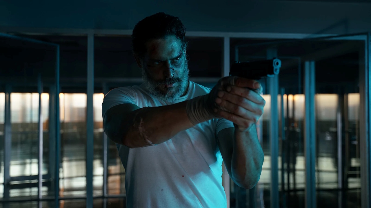 Joe Manganiello as Max Fist in Archenemy (2020)
