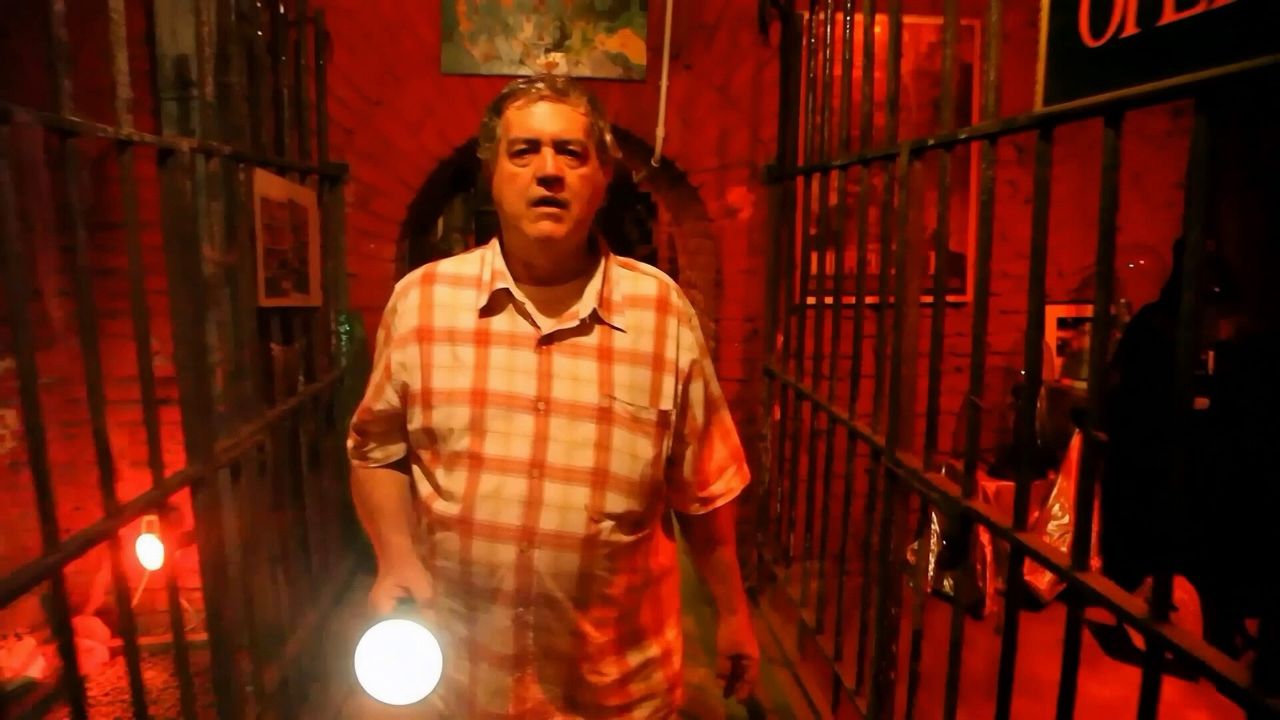 Luigi Cozzi in the basement of Profondo Rosso in Blood on Melies' Moon (2016)