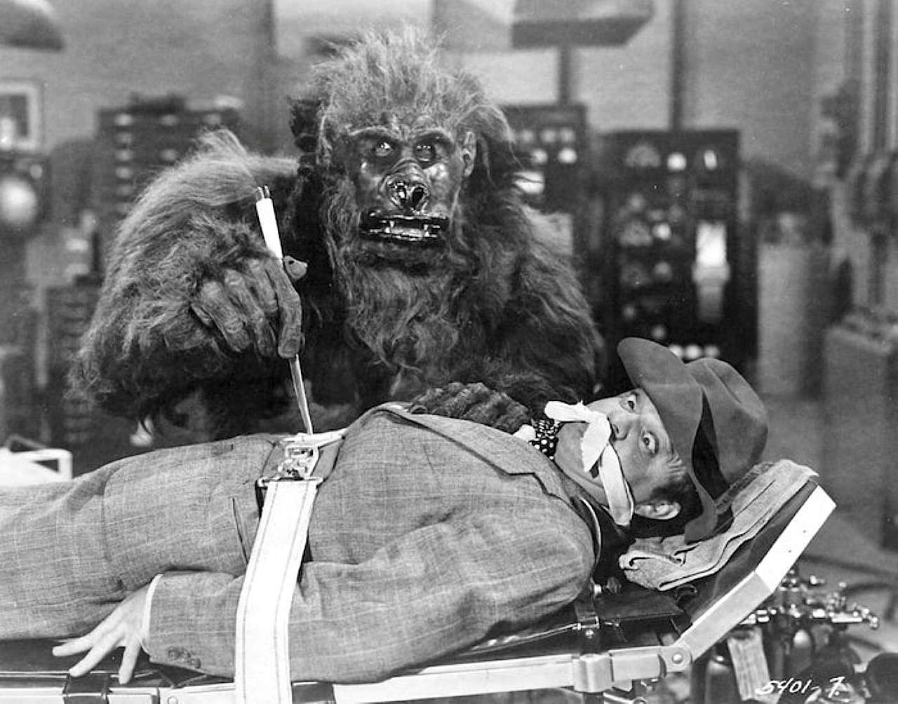 Leo Gorcey and ape in The Bowery Boys Meet the Monsters (1954)