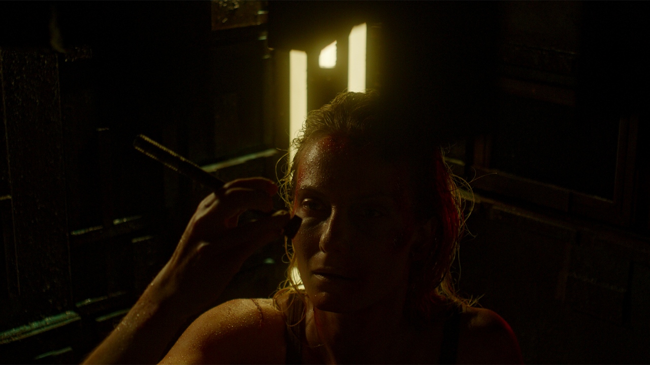 Kasia Stelmach in prison in Box: Metaphor (2023)