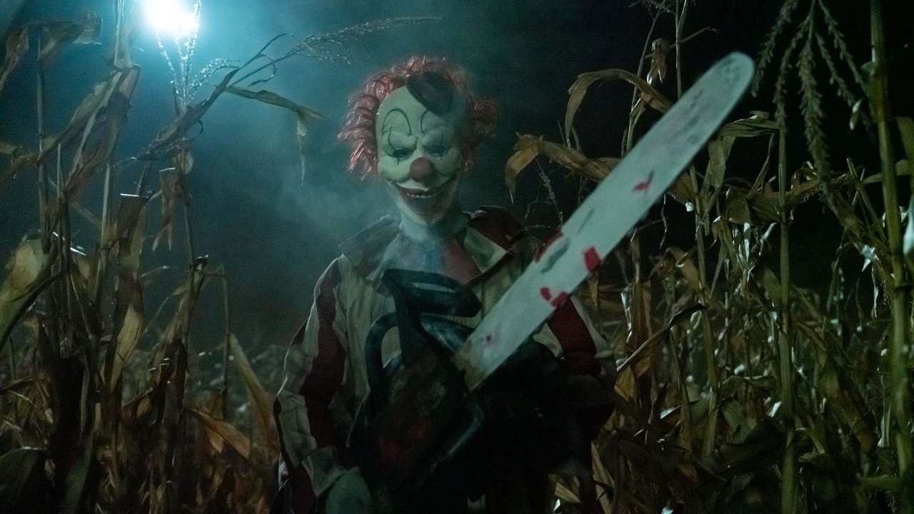 Killer clown in Clown in a Cornfield (2025)