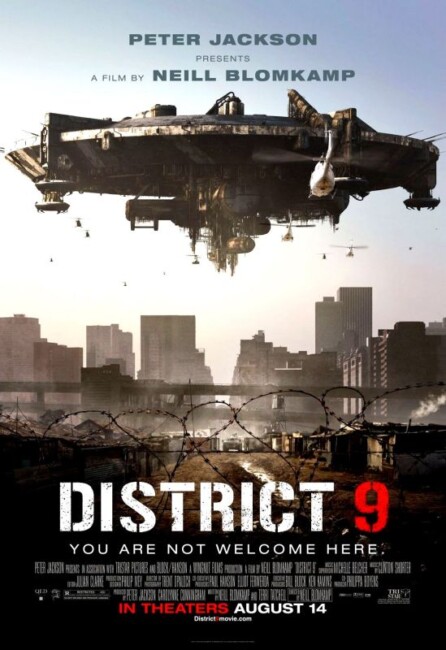 District 9 (2009) poster